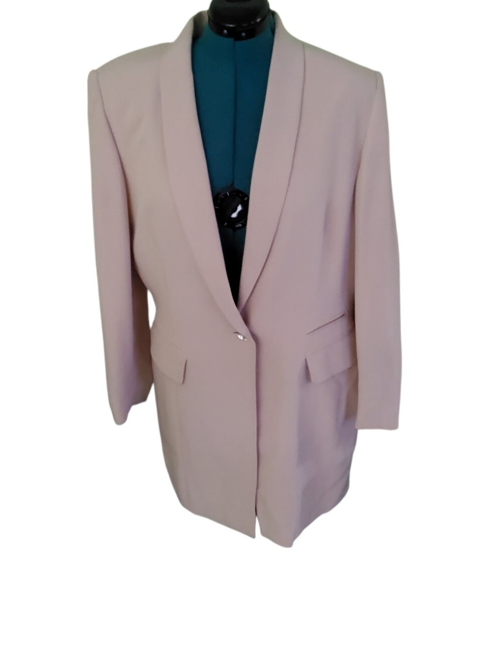 Dana Buchman Vintage Silk Pantsuit In Cream Color Size 14